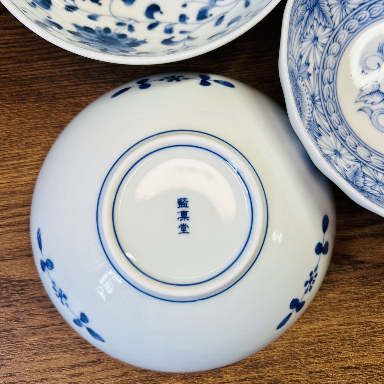 Shallow bowl M (青花)