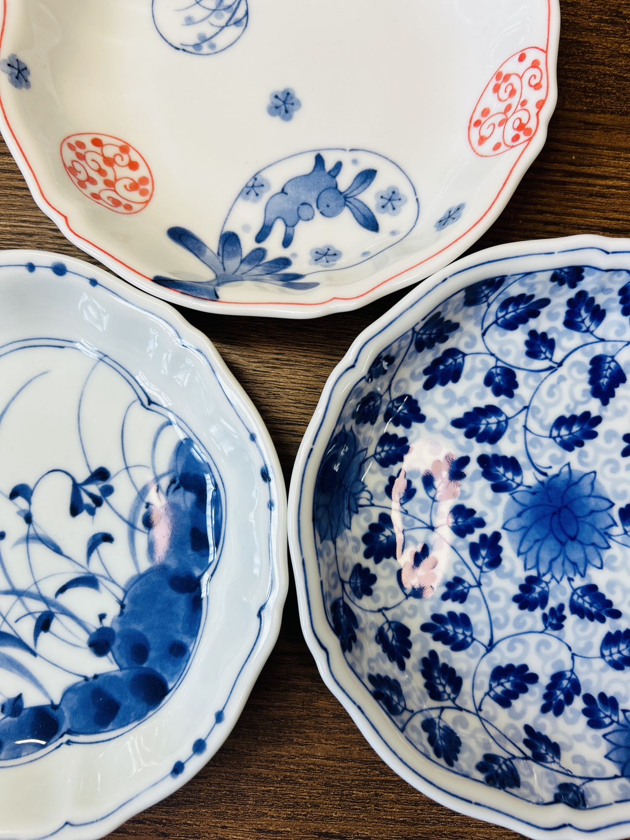 Serving plate M(花边青花盘)