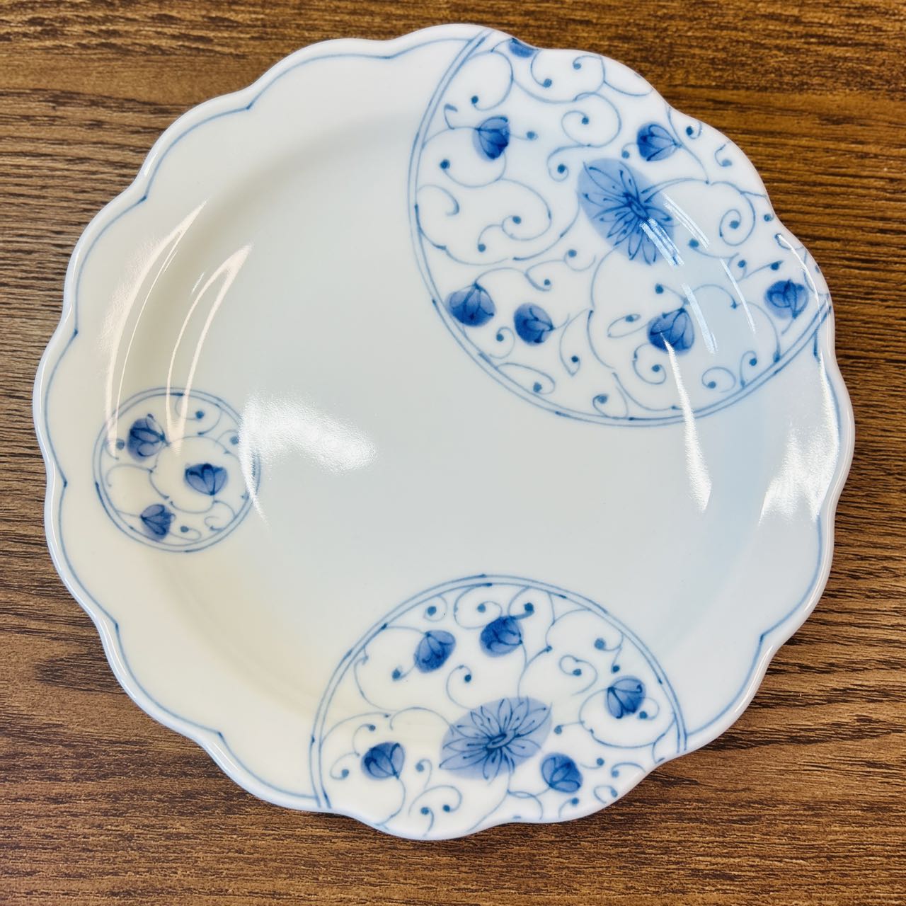 Serving plate L (花边青花盘)