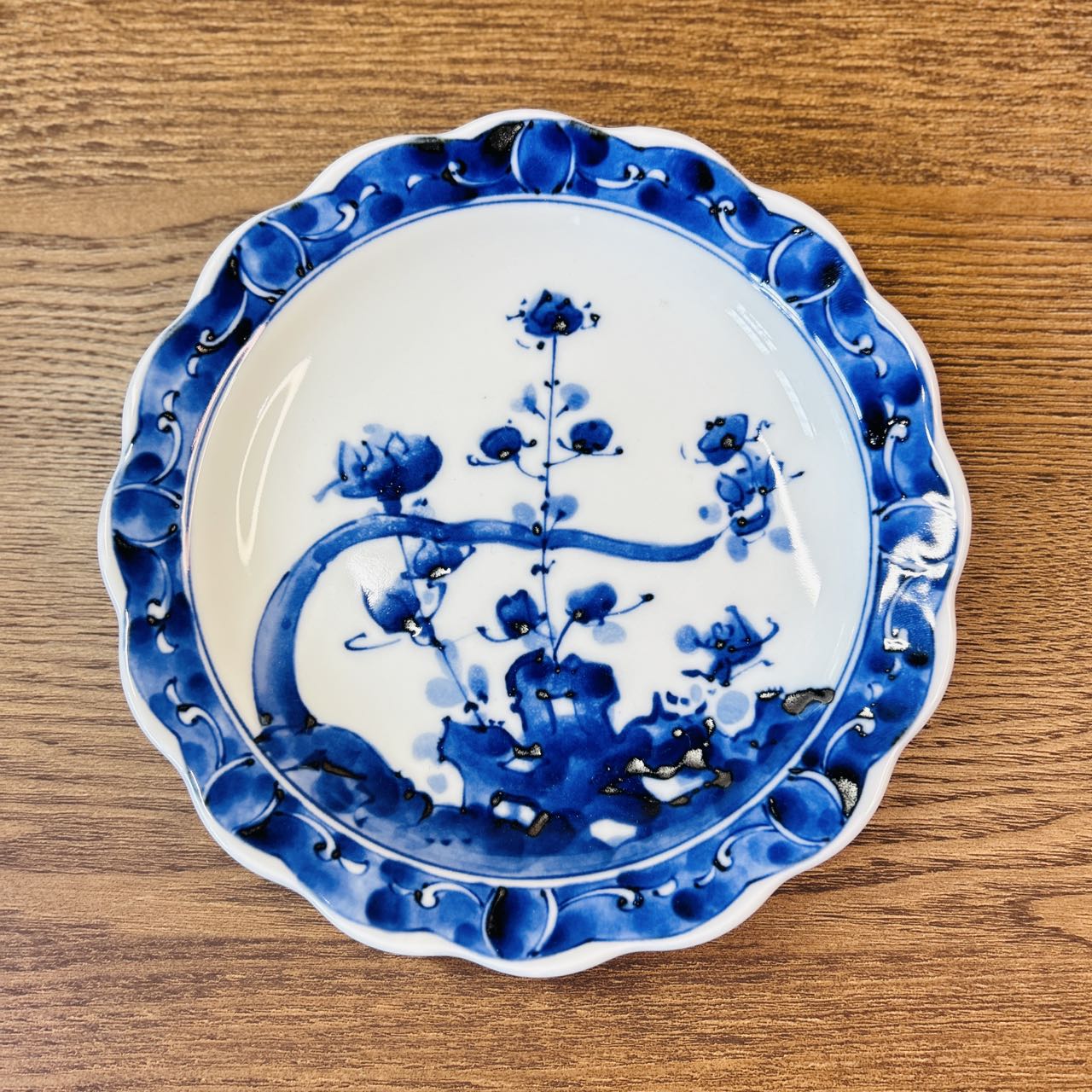 Serving plate L (花边青花盘）